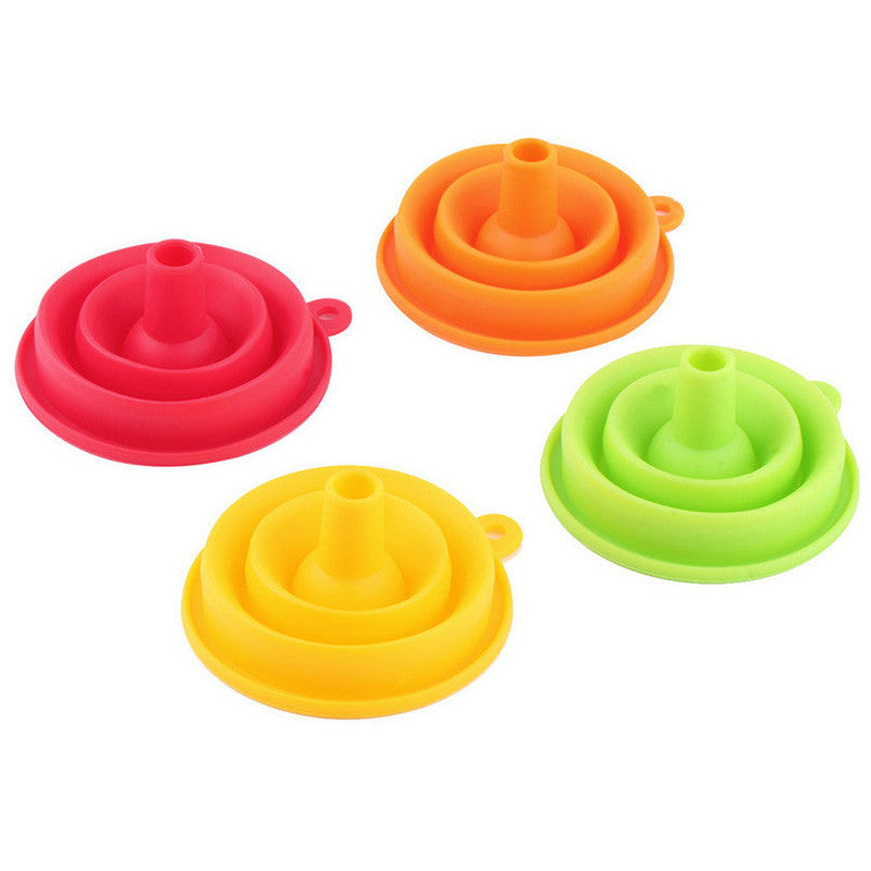 New Mini Funnel High Quality Silicone Gel Folding Folding Funnel Save Convenience Kitchen Gadget Supplies Filled with water CQ44